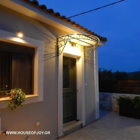 House Of Joy With 3 Bedrooms And Great Views Nyaraló *